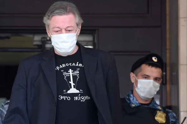 Михаил Ефремов в день ДТП выпил бутылку водки