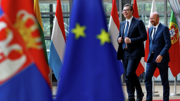 Сербия отказалась обсуждать территориальные вопросы с Косово без России