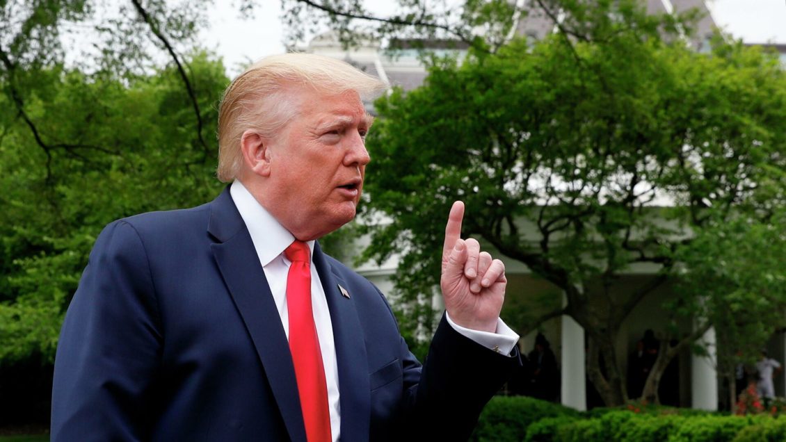 Обвиняемая в отправке рицина Трампу заявила о своей невиновности Обвиняемая в отправке рицина Трампу заявила о своей невиновности