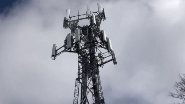 В трех украинских областях чиновники ополчились против вышек 4G