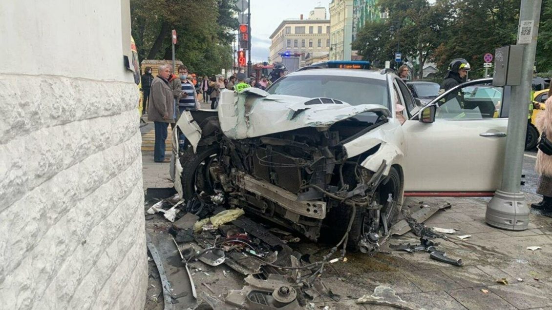 Сбивший пешеходов на Остоженке рэпер был под наркотиками Сбивший пешеходов на Остоженке рэпер был под наркотиками