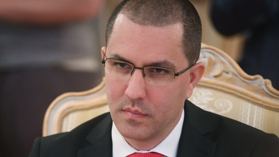 "Бла-бла": Глава МИД Венесуэлы иронично ответил коллеге из Колумбии