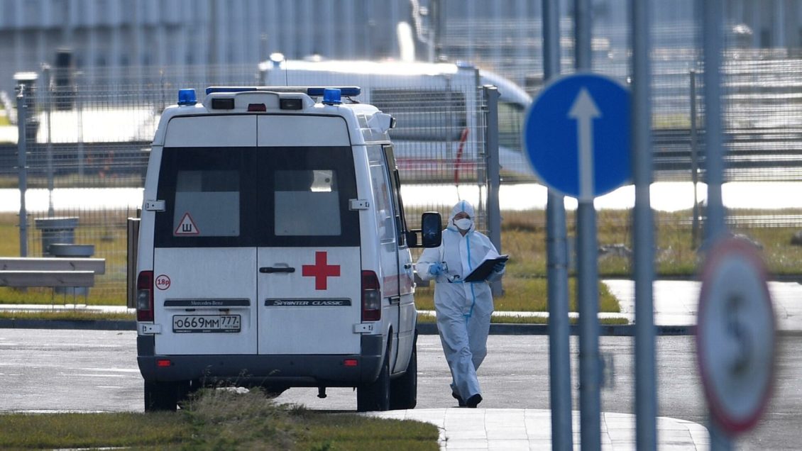 В Москве за сутки госпитализировали 1072 человека с коронавирусом