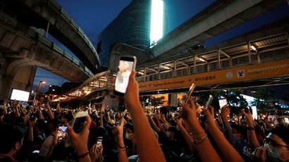 Ультиматум для премьера: как развиваются протесты в Таиланде