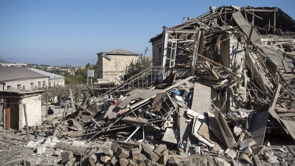 Карабах заявил об авиаударах со стороны Азербайджана по трем городам