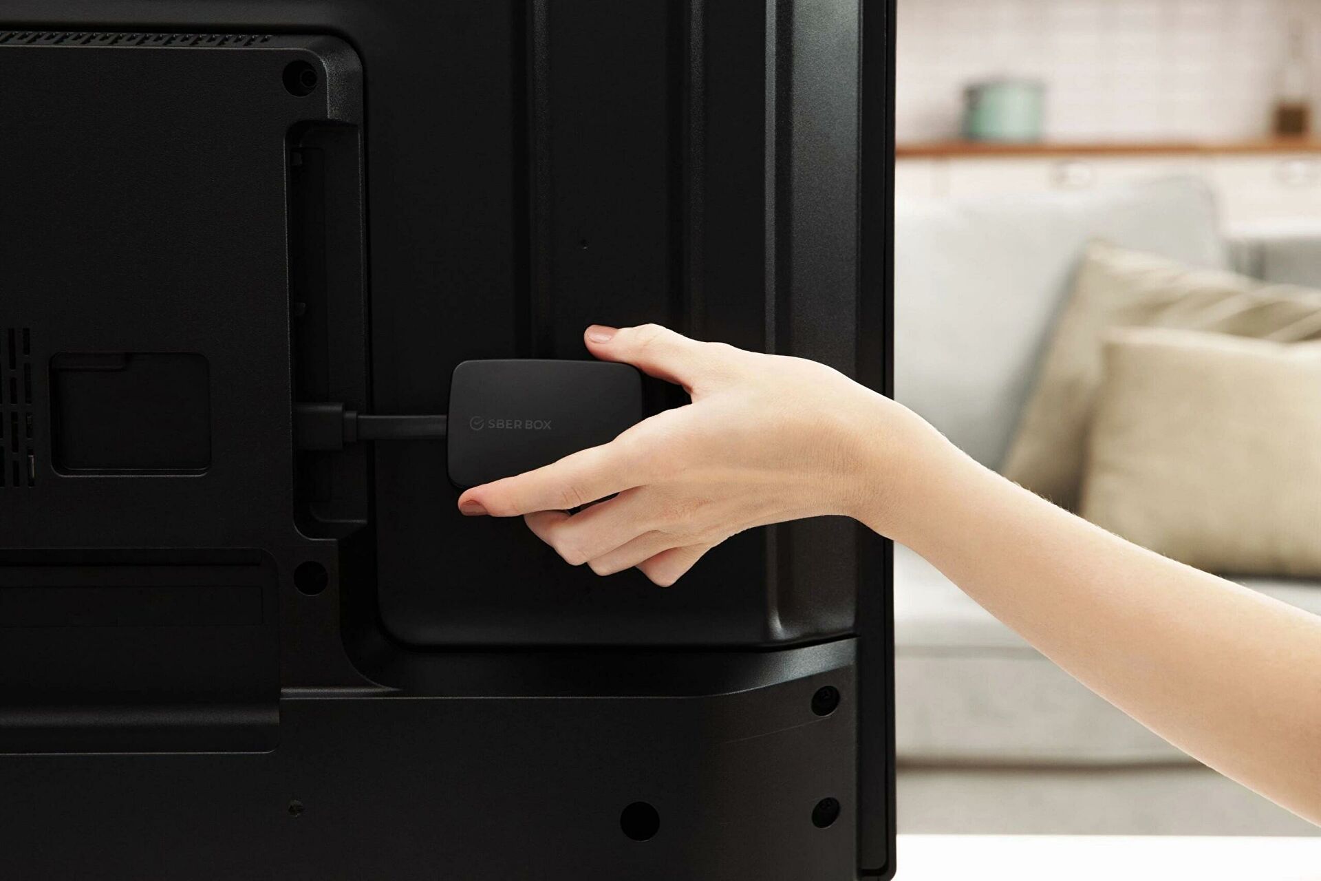 Семь новинок октября: дорогой iPhone 12, быстрый AMD, неуязвимый Samsung