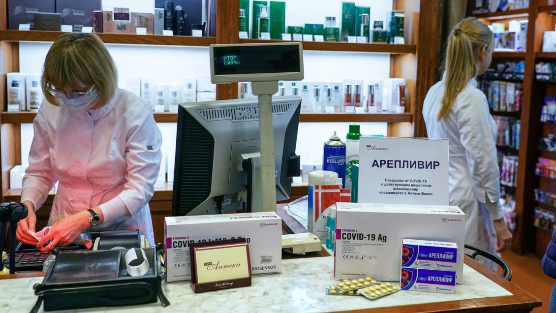 Предотвратить тяжелое течение болезни. Как работает лекарство от COVID-19