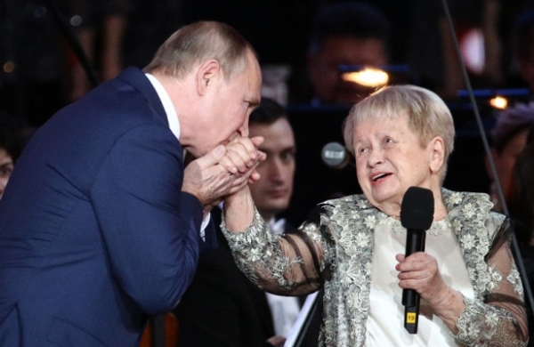 Путин поздравил Александру Пахмутову с&nbsp;днем рождения