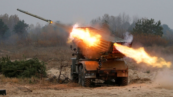 Минобороны РФ перейдет с «Града» и «Смерча» на «Торнадо» Минобороны РФ перейдет с «Града» и «Смерча» на «Торнадо»