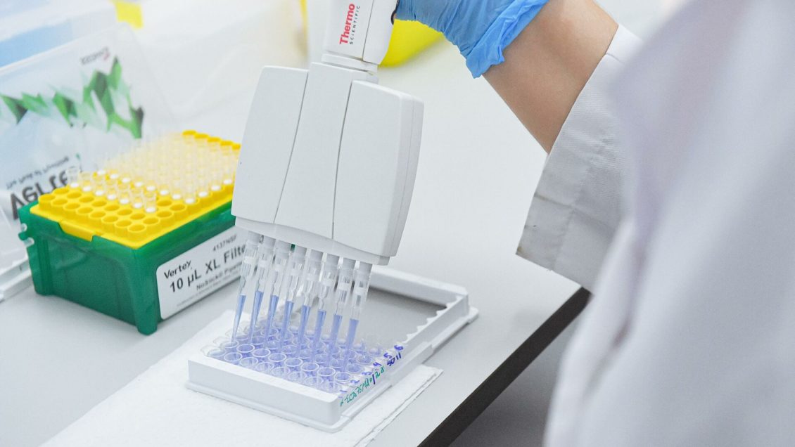 В Минске рассказали о планах по закупке российской вакцины от COVID-19 В Минске рассказали о планах по закупке российской вакцины от COVID-19