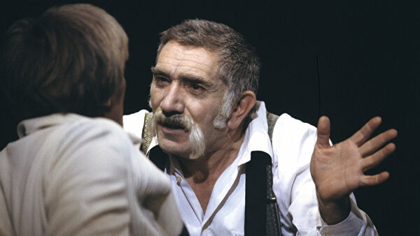 Мишустин назвал Джигарханяна мастером импровизации, проживавшим свои роли