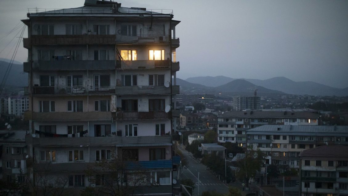 В Баку и Ереване оценили резолюцию сената Франции о независимости НКР