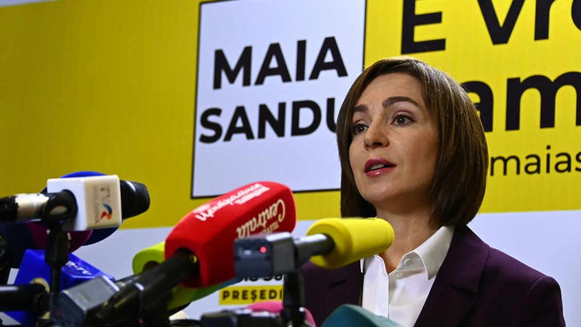 Санду анонсировала протест против действий парламента Молдавии