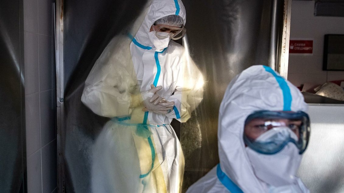 Число умерших от COVID-19 в Москве превысило 10 тысяч человек Число умерших от COVID-19 в Москве превысило 10 тысяч человек