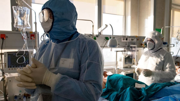 Директор &laquo;Вектора&raquo;: значимых изменений в штамме COVID-19 в РФ не выявлено