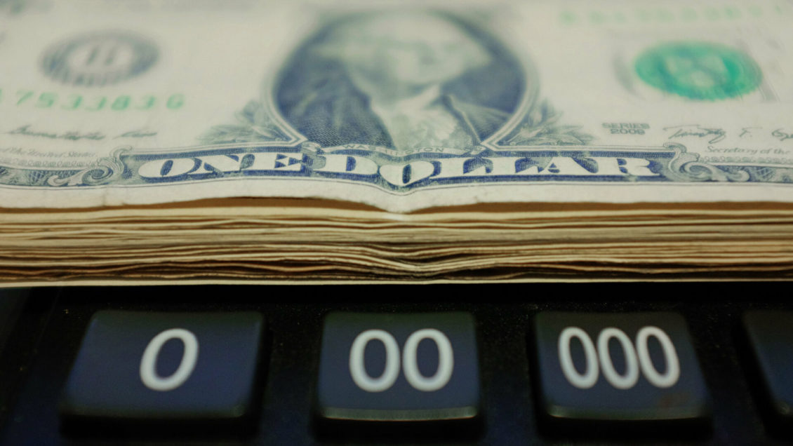 FT заявила о планах ЕС снизить "господство доллара" после ухода Трампа