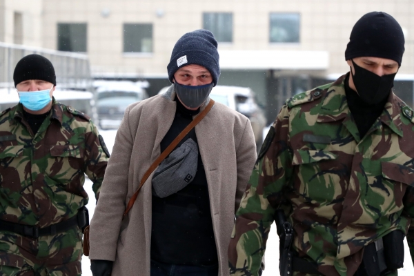 Адвокат не явился