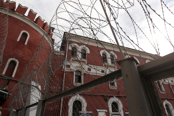 С 17 января ограничен вес передач в тюрьмы С 17 января ограничен вес передач в тюрьмы