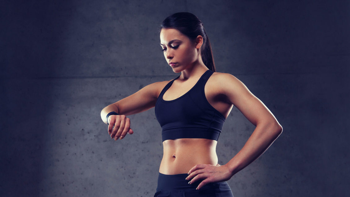 Фитнес-браслет заставит похудеть: семь популярных моделей 2021 года