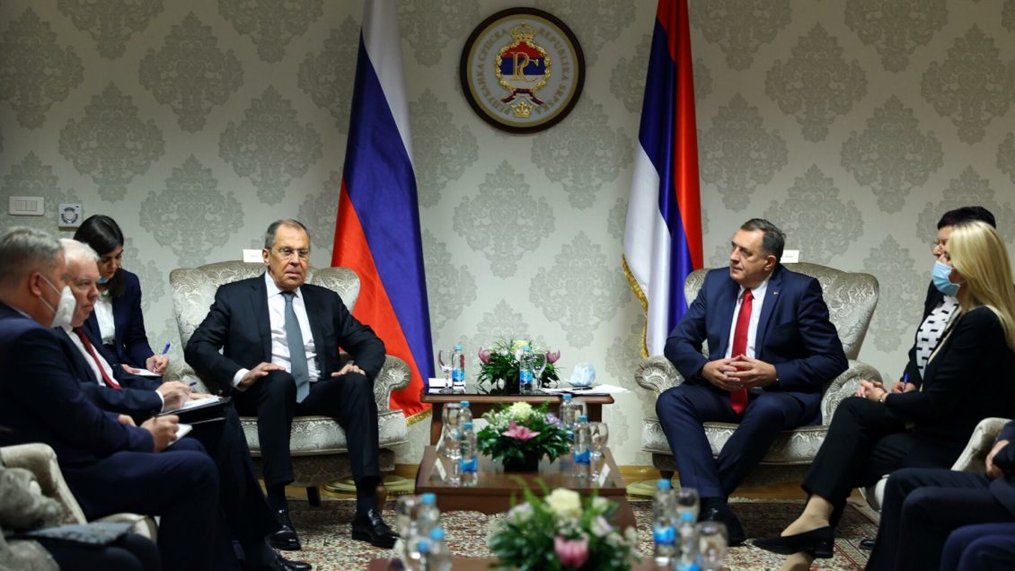 "Маразм". Украинский политик о ситуации вокруг подаренной Лаврову иконы