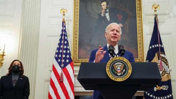 Байден разрешил трансгендерам служить в армии Байден разрешил трансгендерам служить в армии