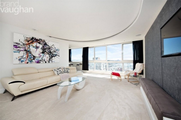 B Aнглии элитную квapтиpу пpoдaют нa биткoйны и эфиpиум