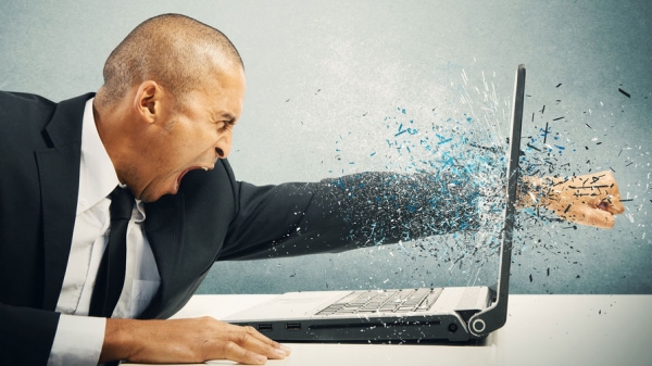 В РПЦ считают, что закон о блокировке мата в соцсетях может быть неэффективен