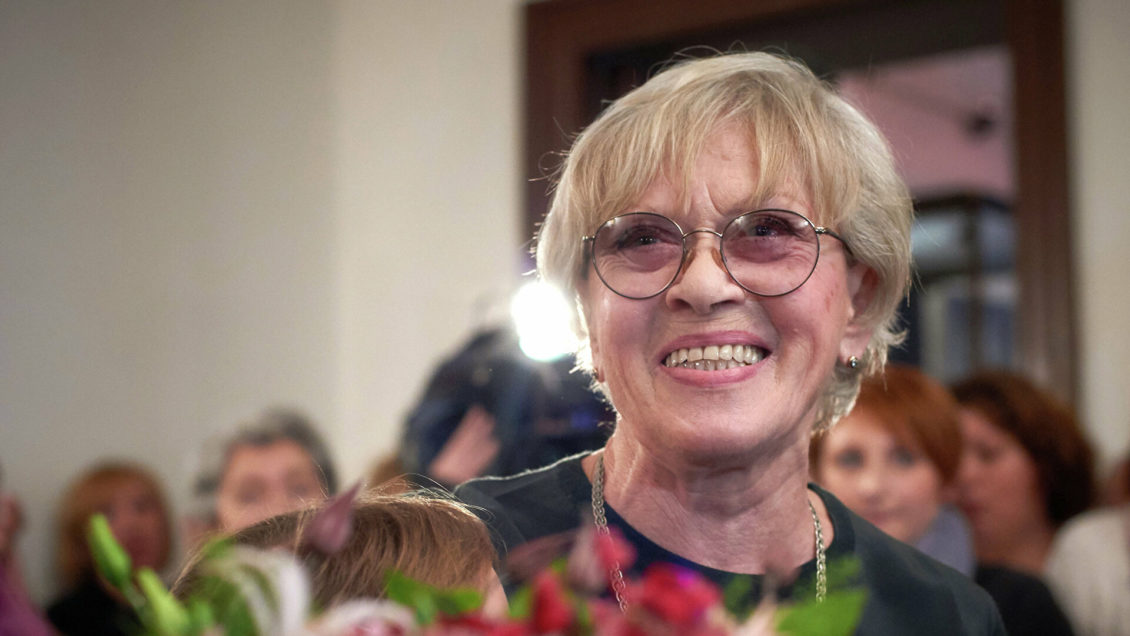 Алиса Фрейндлих получила отрицательный тест на COVID-19 Алиса Фрейндлих получила отрицательный тест на COVID-19