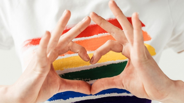 Ученые: ЛГБТ-студенты чаще сталкиваются с выгоранием