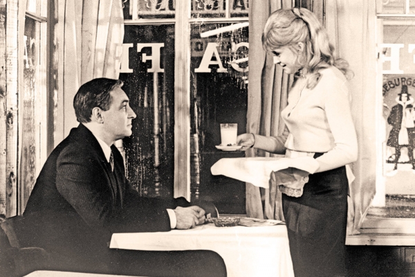 Штирлицу вернут мундир