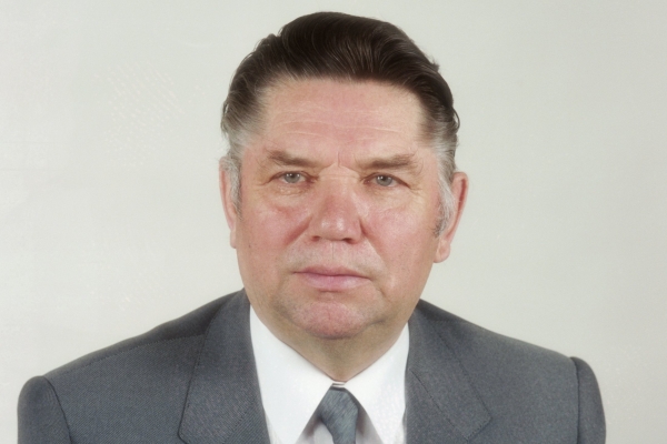 Умер бывший генпрокурор СССР Александр Сухарев