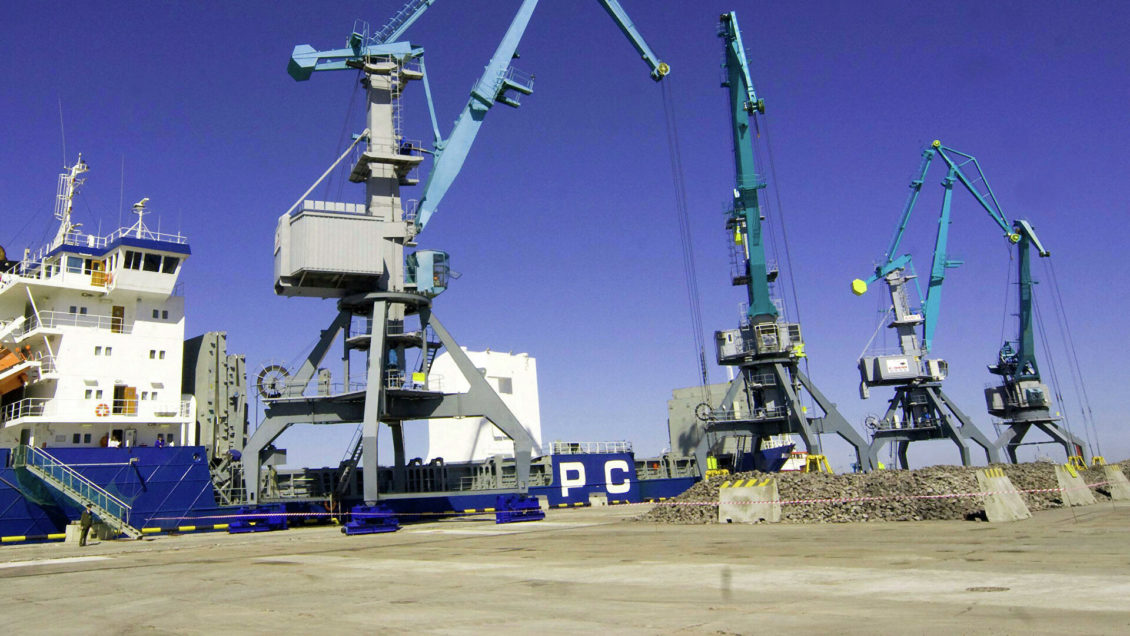 В Ленинградскую область прибыла первая партия белорусского бензина