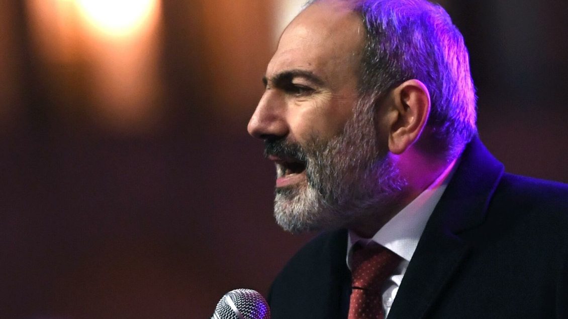 Генерал ВС Армении потребовал отставки Пашиняна Генерал ВС Армении потребовал отставки Пашиняна