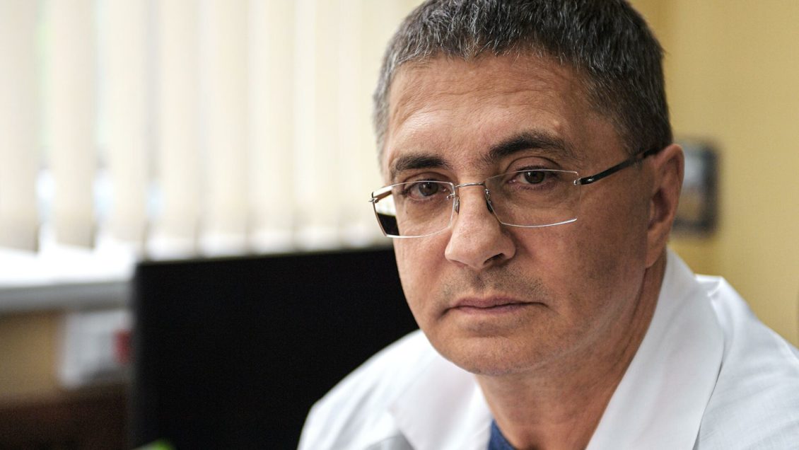 Мясников назвал семь продуктов, позволяющих прожить до 100 лет