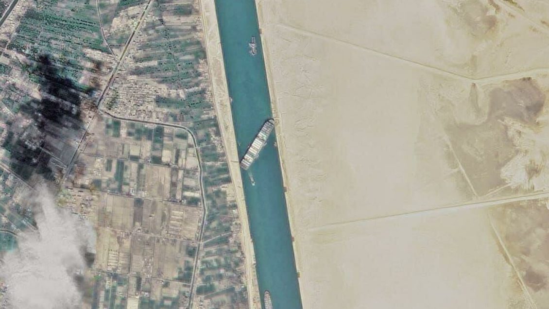 Авария в Суэцком канале вызвала взлет цен на морские грузоперевозки