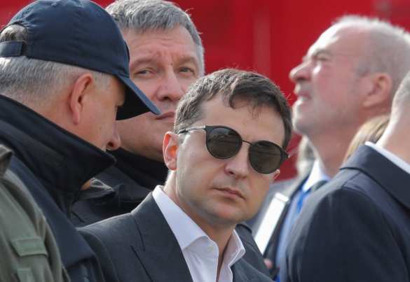 Украинский депутат раскрыл истинную цель Зеленского (ВИДЕО)