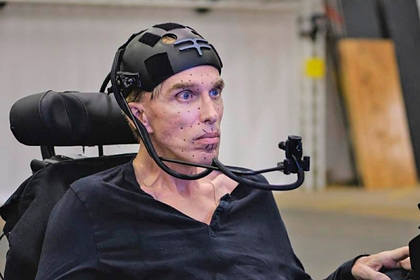 Ученый с&nbsp;заболеванием мышц превратил себя в&nbsp;киборга