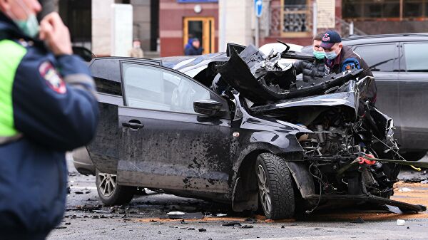 Адвокат блогера Била оценил возможность признания им вины за ДТП Адвокат блогера Била оценил возможность признания им вины за ДТП