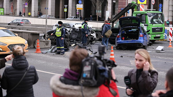 Адвокат блогера Била оценил возможность признания им вины за ДТП Адвокат блогера Била оценил возможность признания им вины за ДТП