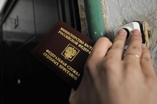 Приставы могут получить доступ к электронным трудовым книжкам алиментщиков