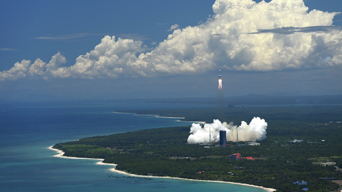 Китай признал успешным запуск модуля будущей космической станции