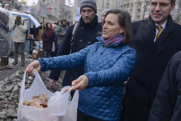 «Звезда майдана» Нуланд возвращается в Госдеп для работы над уничтожением России