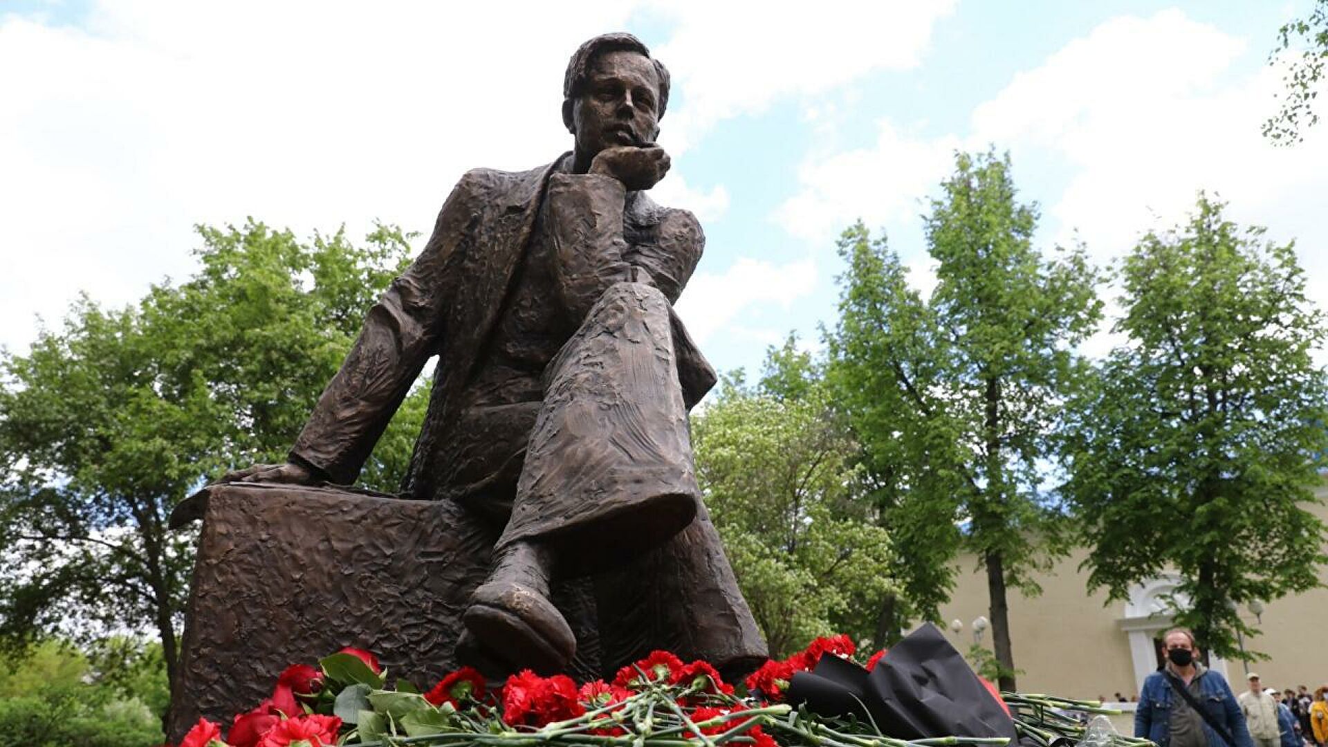 Путин назвал академика Сахарова мужественным человеком Путин назвал академика Сахарова мужественным человеком