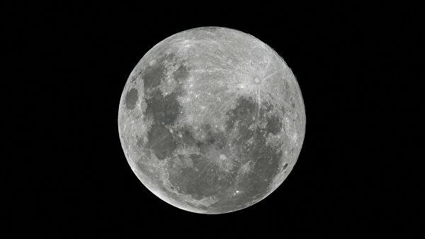 Луна подошла к Земле на минимальное расстояние