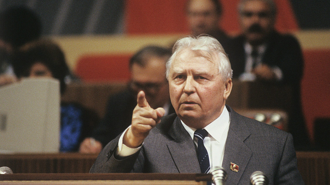 Умер бывший секретарь ЦК КПСС Егор Лигачев