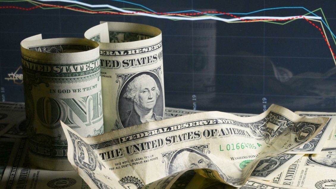 "Сюрприз от русских". Болгары предсказали обрушение доллара