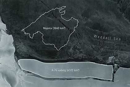 От Антарктиды откололся самый большой айсберг в мире От Антарктиды откололся самый большой айсберг в мире