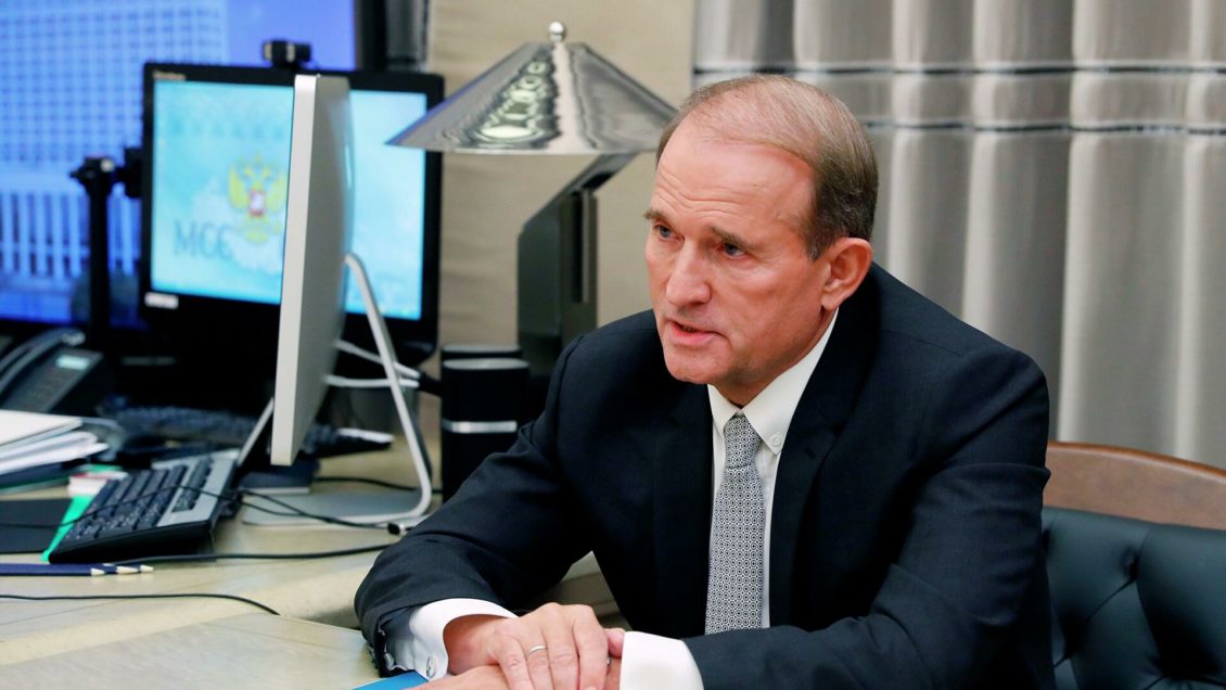 Медведчук заявил о глубоком кризисе в большинстве украинских отраслей