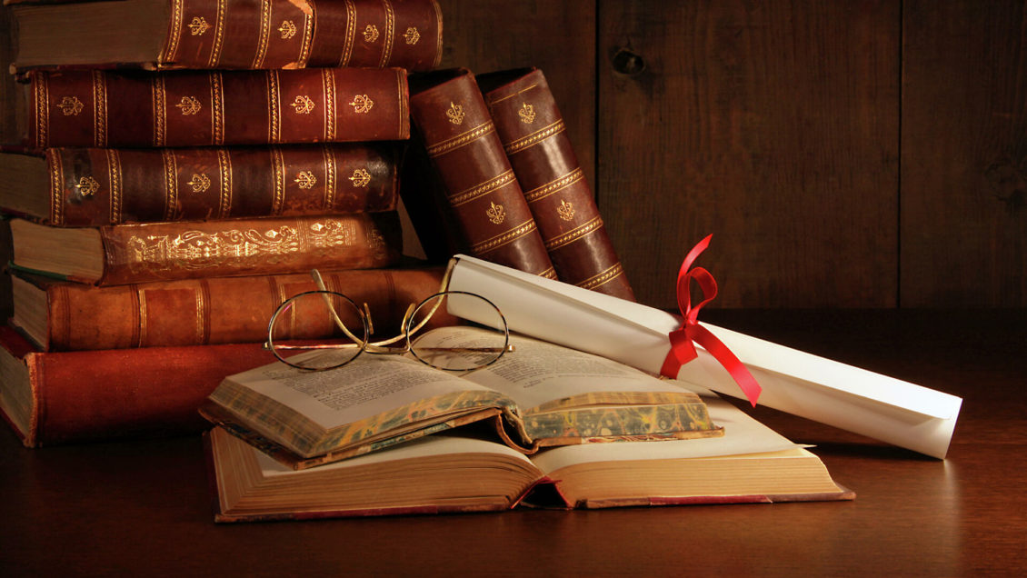 Александр Пелевин заявил о краже телефона после награждения на "Нацбесте"