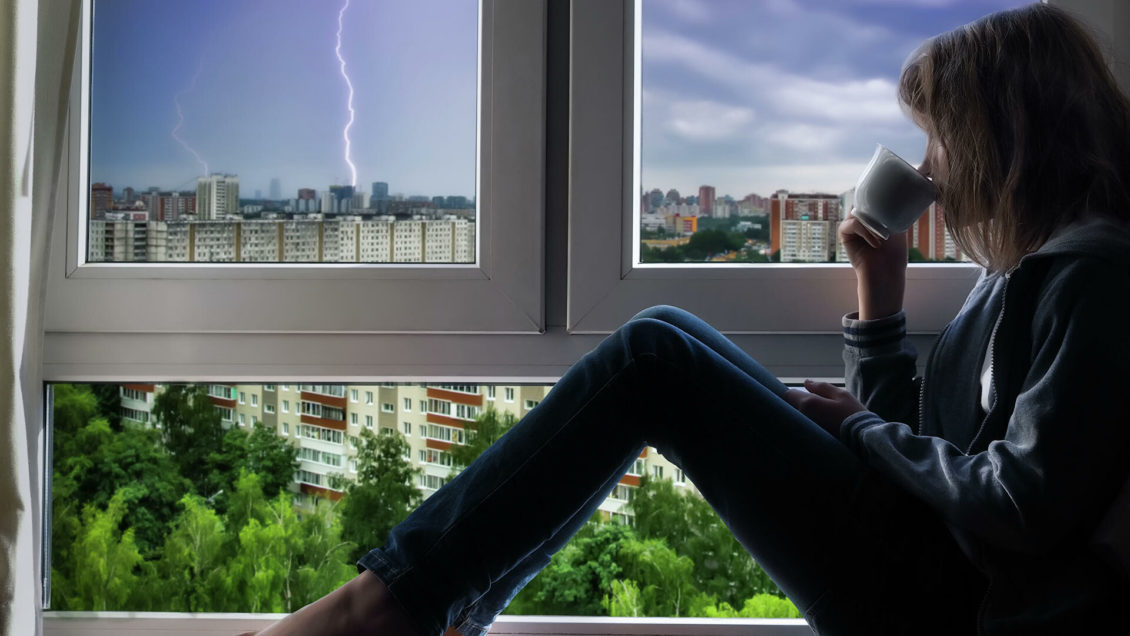 Смертельная гроза. Люди гибнут от удушья после вспышки молнии